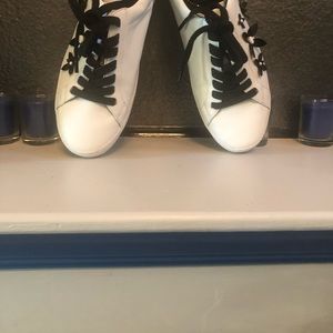 Women’s Michael Kors Chic/Unique  Sneakers 8.5 Luv